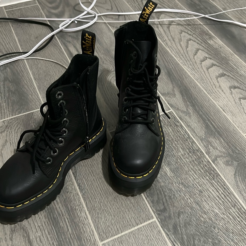 Dr marten boots